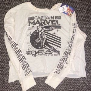 Captain Marvel Long sleeve crop top